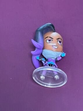 Blizzard Entertainment Sombra Overwatch Character Figure Purple Outfit 2017